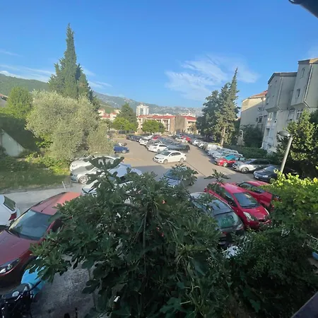 Daire Ruzica Budva